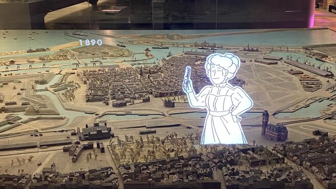 Les escapades Radio6 : le passé de Calais s’invite désormais en hologrammes à la Cité de la Dentelle. 