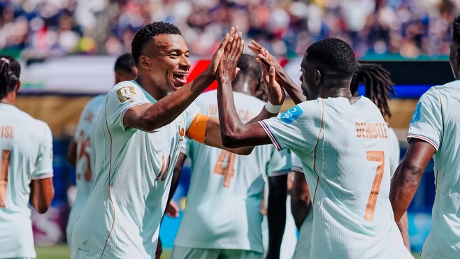 Coupe du monde : Dembélé s'offre un triplé, les Bleus terminent premiers de leur groupe