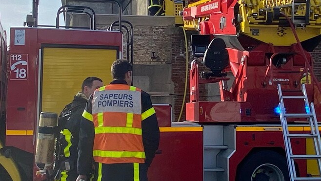 Campagne-lès-Hesdin : un incendie se déclare dans les combles d'une maison en pleine rénovation