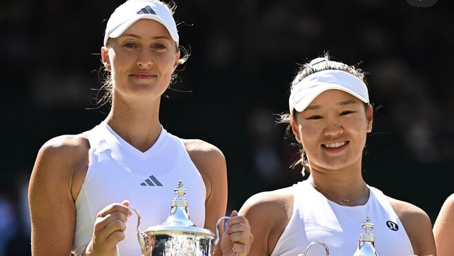 Wimbledon : le retour gagnant de Kristina Mladenovic, sacrée en double après une longue épreuve