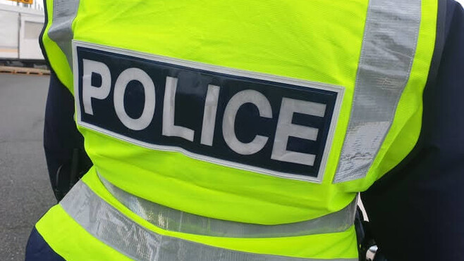 Pernes-en-Artois : un homme retrouvé mort, touché par balles et par des coups de sabre