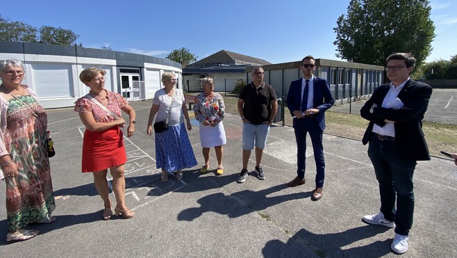 Marck : en attendant la végétalisation des cours d’école, 70 blocs rafraîchissants arriveront dans les classes à l’automne