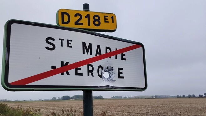 Un panneau de signalisation visé par un tir à Sainte-Marie-Kerque, un appel à témoins lancé