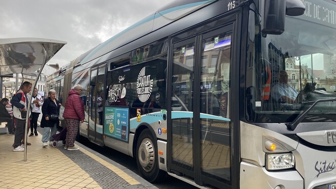 Calais : une fillette de 7 ans saisie au cou dans un bus ce mercredi ? Une enquête est en cours