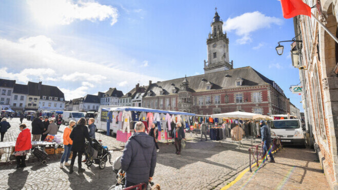 Fréquentation, chiffre d’affaires, à Hesdin-la-Forêt, le plus beau marché de France a fait carton plein cet été !