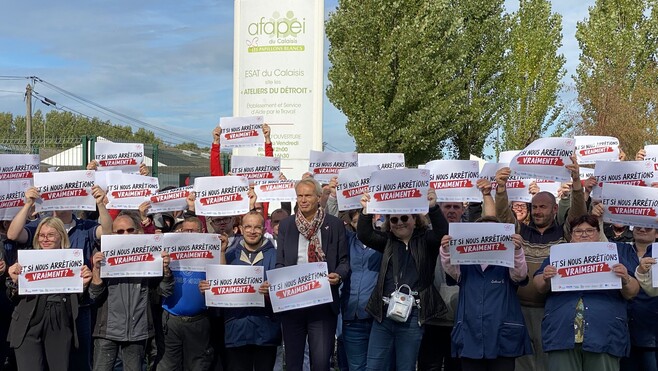 Calais : 500 salariés de l’AFAPEI alertent sur le manque de moyens dans le secteur du handicap !