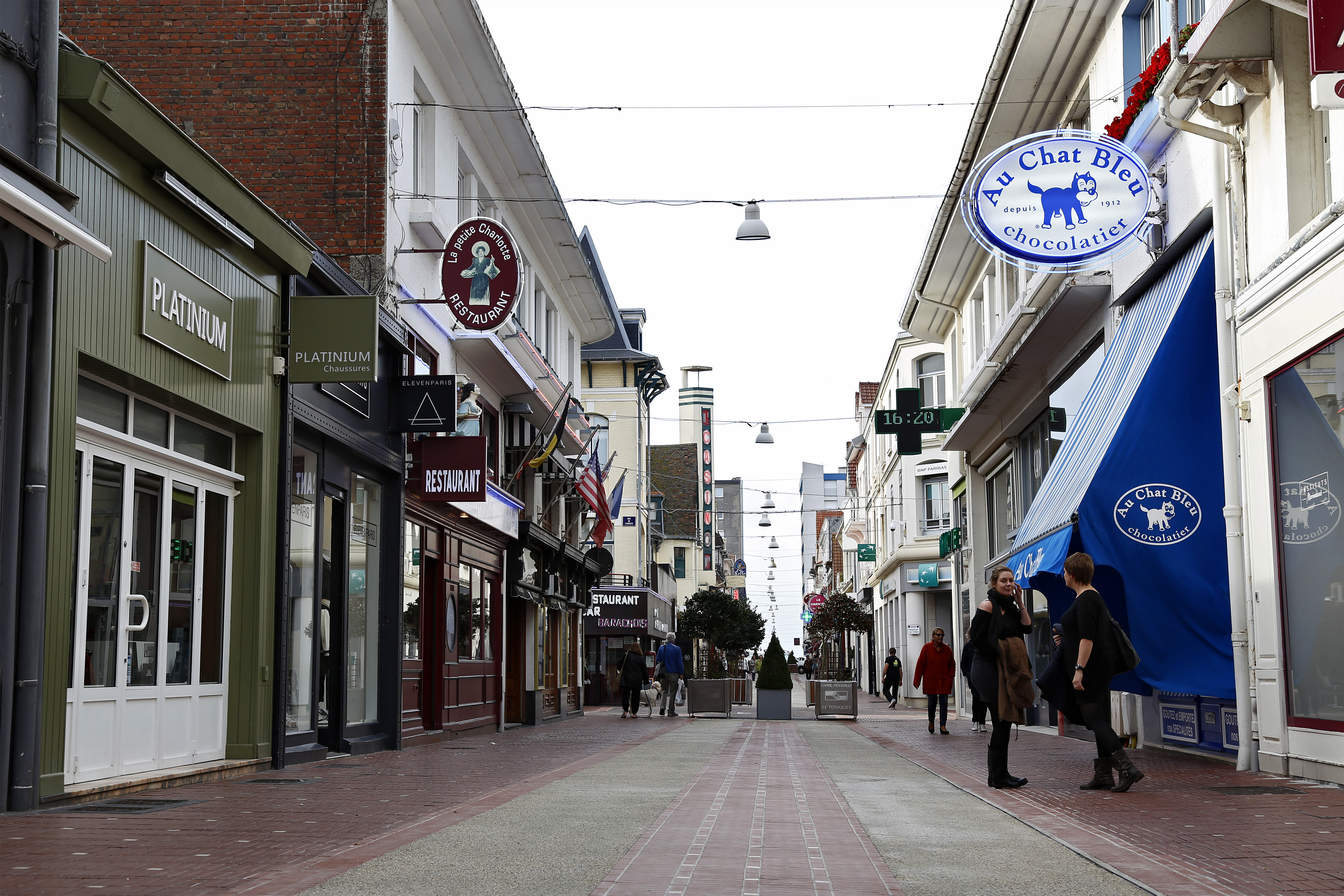 Au Touquet, la rue Saint Jean a fait peau neuve !   