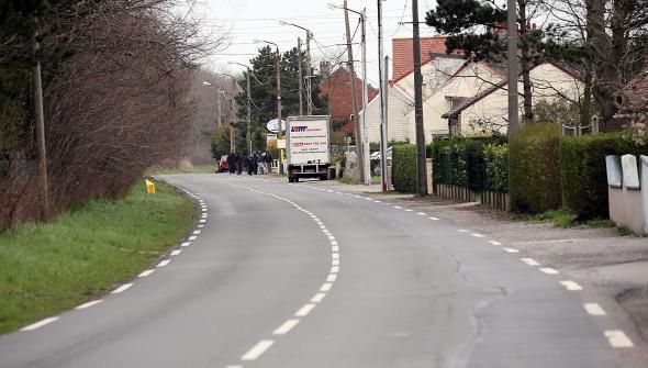 Démantèlement de la jungle : témoignages de calaisiennes et de calaisiens qui habitent route de Gravelines ou chemin des dunes, tous sont soulagés du départ des migrants. 