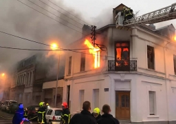 Calais: 5 personnes intoxiquées dans l'incendie d'un appartement ce matin.
