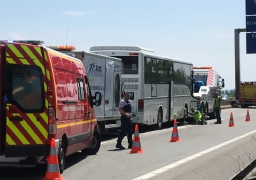 Rocade de Calais : 10 blessés anglais dont un grave dans une collision de bus et un camion samedi midi !