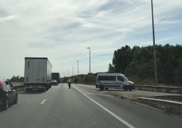 Calais : L'A16 prise d'assaut ce midi par 100 migrants