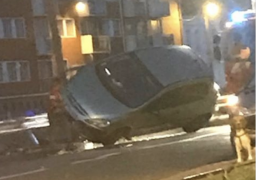 Impressionnante sortie de route à Calais