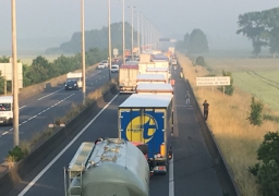 Calais : 6 migrants découverts dans un camion chargé de sucre en poudre !