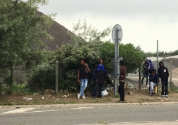 Calais : une famille agressée par des migrants route de Gravelines.