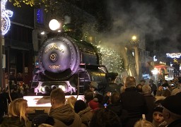 Calais : près de 50 000 spectateurs pour la parade de Noël !
