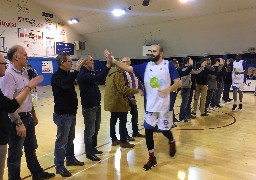 Soirée victorieuse pour le Calais Basket pour son dernier match au marché couvert