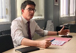 Pierre-Henri Dumont donne la parole aux citoyens