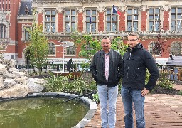 Calais déploie son fleurissement estival 