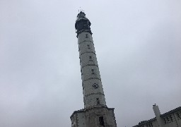 Grimpez en haut du phare de Calais
