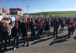 Gravelines : 150 personnes devant la Centrale Nucléaire
