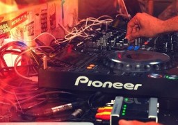 Réouverture des discothèques le 9 juillet, et reprise des concerts