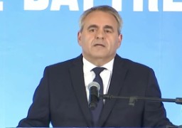 Nouvellement réélu à la tête des Hauts-de-France, Xavier Bertrand se projette un peu plus vers l’élection présidentielle