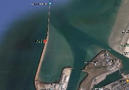 Boulogne: deux personnes secourues dans l'échouage de leur voilier