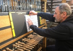 GPS des vacances : le carillon du beffroi de Bergues résonne chaque samedi.