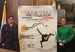 Des championnats de France de Gymnastique Rythmique au Palais des Sports Damrémont.