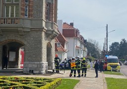 Importante mobilisation autour de la mairie du Touquet en raison d’une enveloppe suspecte
