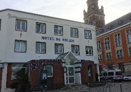 Dunkerque : une policière a tenté de mettre fin à ses jours au commissariat avec son arme de service.