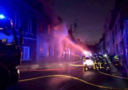 A Abbeville, un homme de 96 ans meurt dans l'incendie de sa maison. 