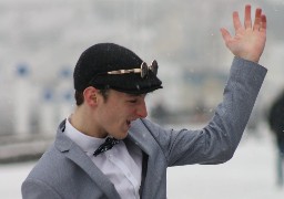 Rencontre avec Alambda, un jeune chanteur originaire de Wimereux qui vient de sortir son nouveau titre