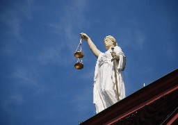Le procès des agresseurs présumés du petit-neveu de Brigitte Macon renvoyé au 5 juin