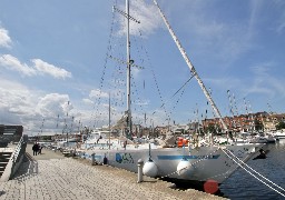Le voilier de l'association de dépollution des océans 