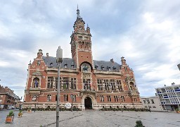 Dunkerque: soupçonnée d'avoir tué son mari, Justine Jotham, démissionne de son mandat au conseil municipal