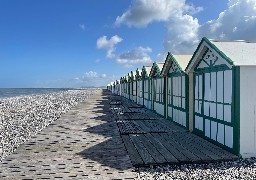 A Cayeux, la ville vend quelques unes de ses cabines de plage