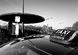 Près de 400 taxis des Hauts-de-France vont mener une opération escargot à Lille ce lundi 