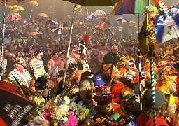 Carnaval : à Dunkerque, la folie et le désordre se sont invités au bal du Chat noir samedi soir !