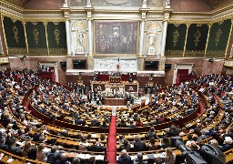 Pour faire face à l'inflation, les députés augmentent leurs frais de 300 euros par mois !