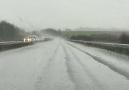 Tempête Louis: des restrictions de circulation mises en place dans la région