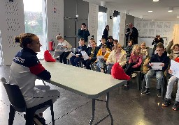 Billie Jean King Cup : Les premiers entraînements de tennis ont débuté au Portel sous les yeux de jeunes écoliers !