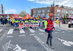 120 salariés d'Ascometal ont manifesté à Dunkerque jeudi matin. 