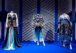 « Yuima Nakazato, au-delà de la couture », la magnifique nouvelle exposition de la Cité de la Dentelle de Calais 