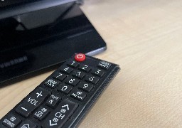 Les chaînes C8 et NRJ 12 perdent leur fréquence sur la TNT