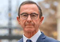 Bruno Retailleau en déplacement sur la Côte d'Opale ce vendredi. 