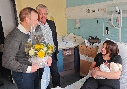 Mahé est le premier bébé de l’année 2025 au CHAM de Rang-du-Fliers. 