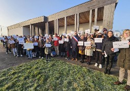 Vieille-Eglise : 60 familles rassemblées pour dire non à une fermeture de classe. 