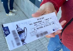A Dunkerque, dès l'ouverture de la billetterie, des dizaines de supporters de l'USLD ont acheté les dernières places pour la Coupe de France.