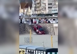 Le Touquet: une voiture coincée dans les escaliers de la plage, accident insolite ce jeudi